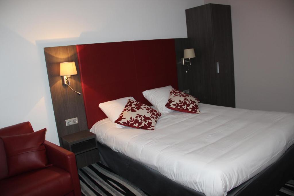 Kyriad Saint Quentin En Yvelines - Montigny Quarto foto